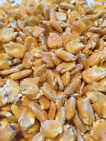 T & R Maize Gristed (crushed) 25kg